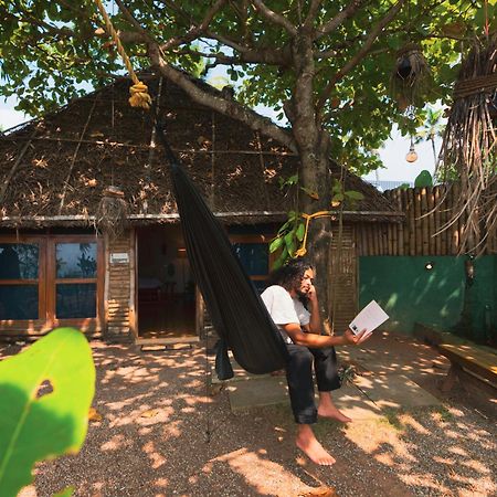 Nidra By Sarwaa Bed & Breakfast Varkala Dış mekan fotoğraf