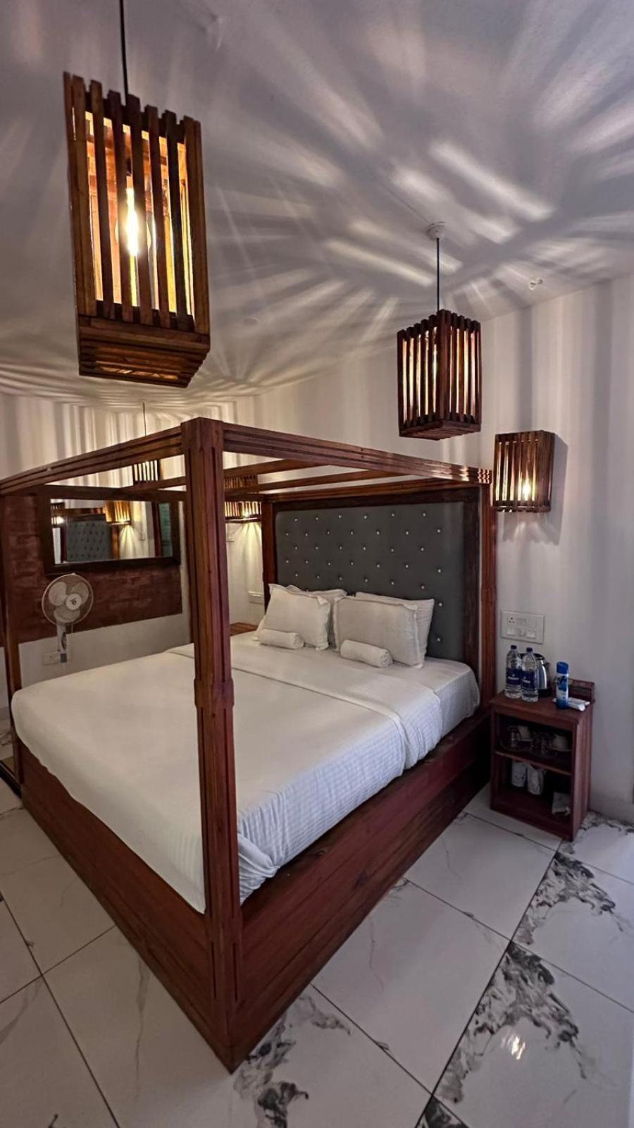 Nidra By Sarwaa Bed & Breakfast Varkala Dış mekan fotoğraf