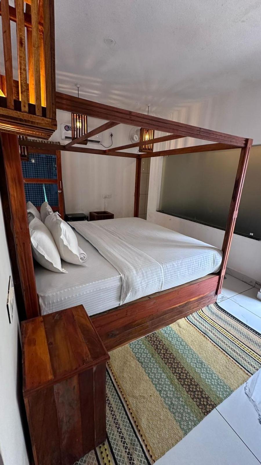 Nidra By Sarwaa Bed & Breakfast Varkala Dış mekan fotoğraf